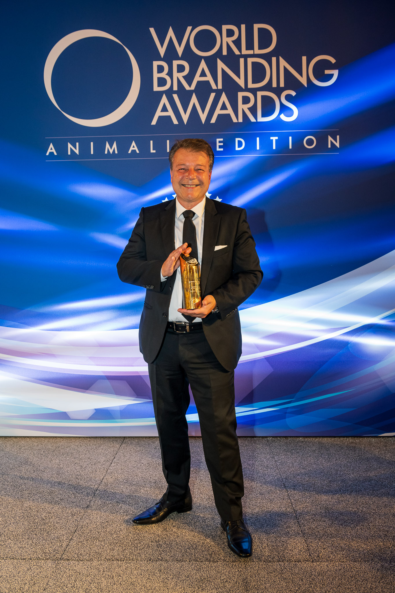 20190703_224745_world_branding_awards_animalis_8017